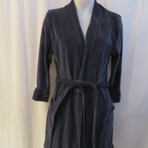 B. UP BLUE VELOUR RUFFLE 3/4 SLEEVE ROBE SIZE S